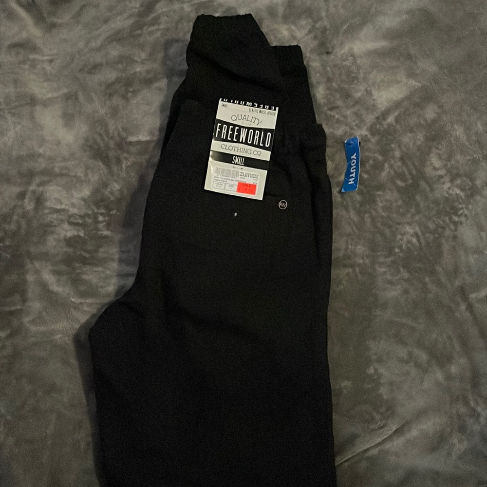 Elastic waist jogger